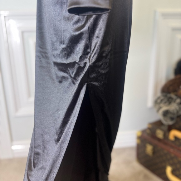 Express Long Dress Body hugging - Picture 8 of 14